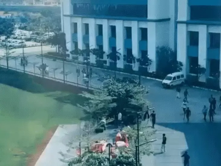 Bajrang Dal Indore Narsee Monjee College