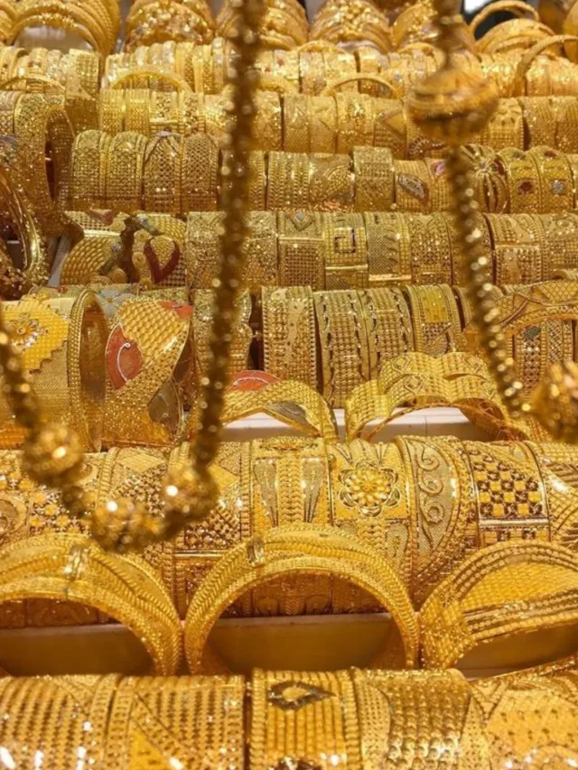 GOLD SILVER RATE TODAY 02 FEB: बजट में आया सोना! चांदी के भाव में भी भारी गिरावट, जानें प्रमुख शहरों का ताजा रेट