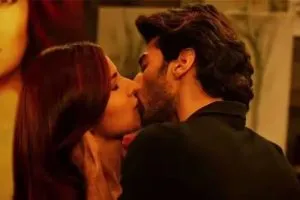 Best Bollywood Romantic Scenes