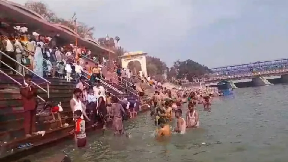 Phalguna Amavasya 2026 ke Niyam image-s-m )