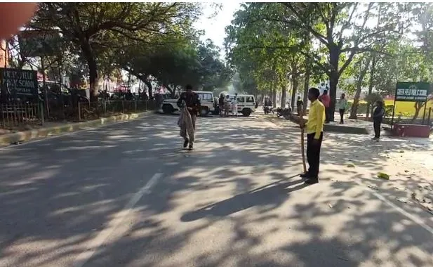 Leopard Spotted in Ghaziabad School(image: social media )
