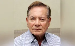 Salim Khan Admitted To Hospital