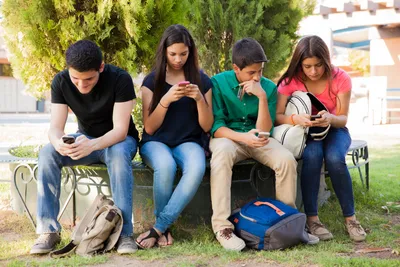 spain Plans ban social media