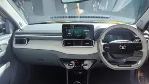 Tata Punch EV BaaS Model vs Windsor EV BaaS Model