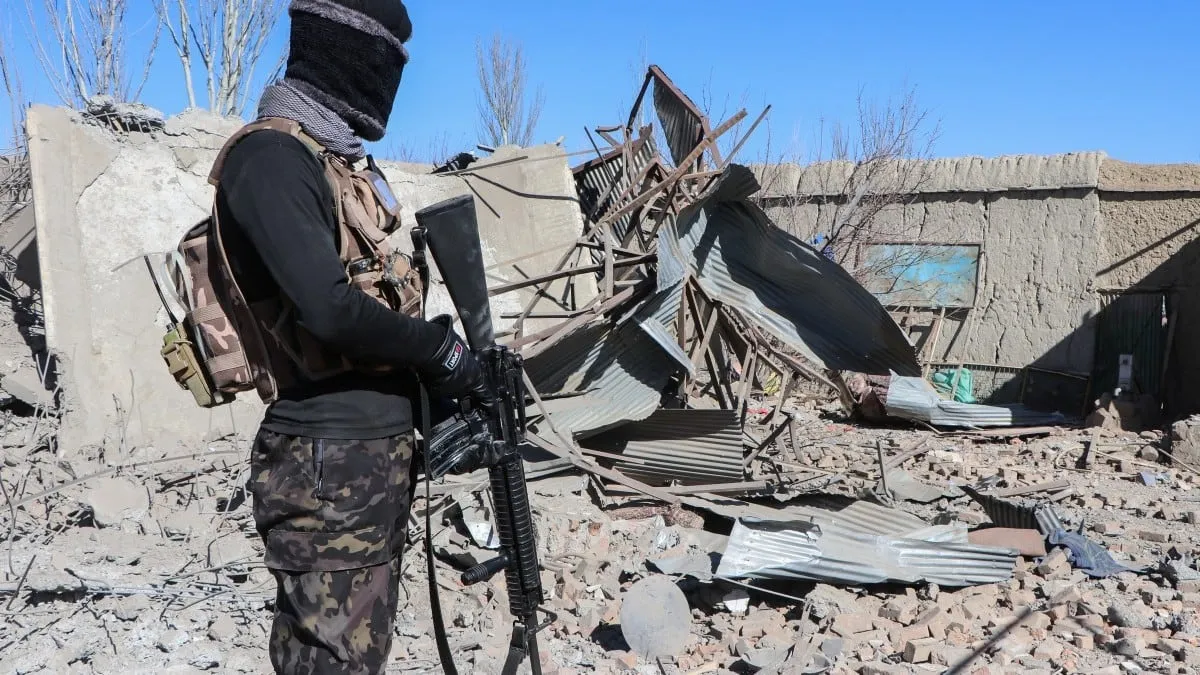 Afghan Strikes Pak Military Bases