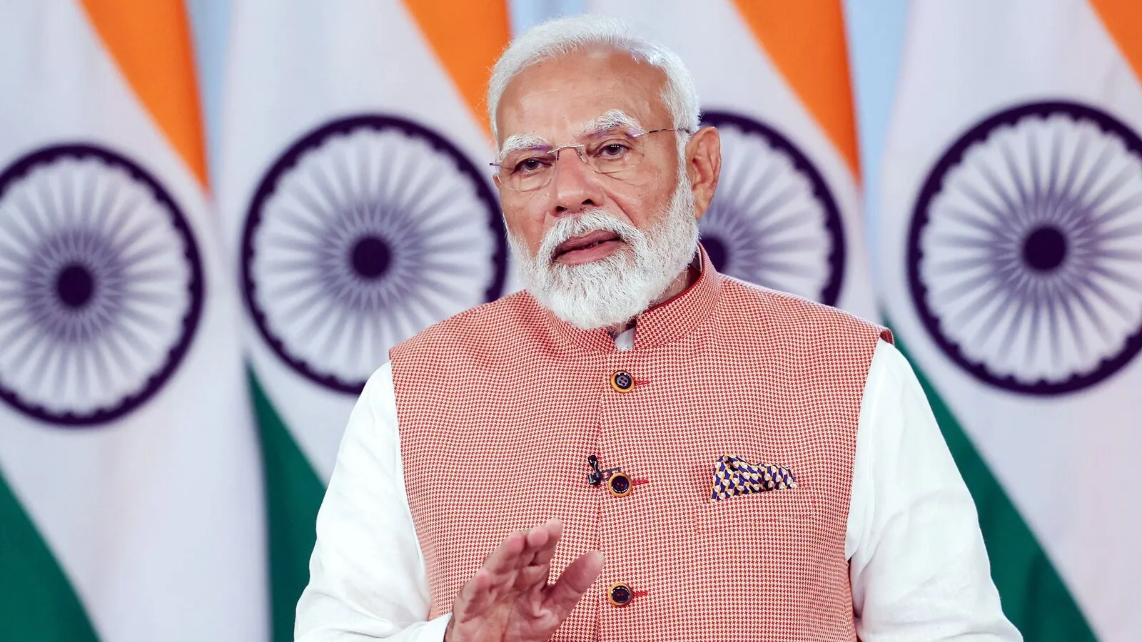 PM Modi On Gas Crisis