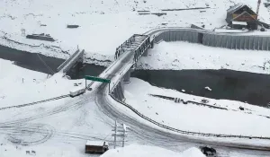 Atal Tunnel Route Closed