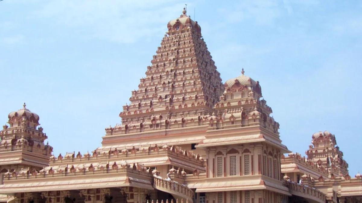 Chhatarpur Mandir