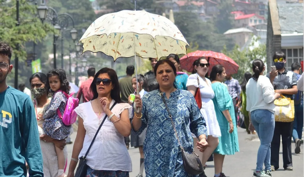 Delhi Latest Weather Today