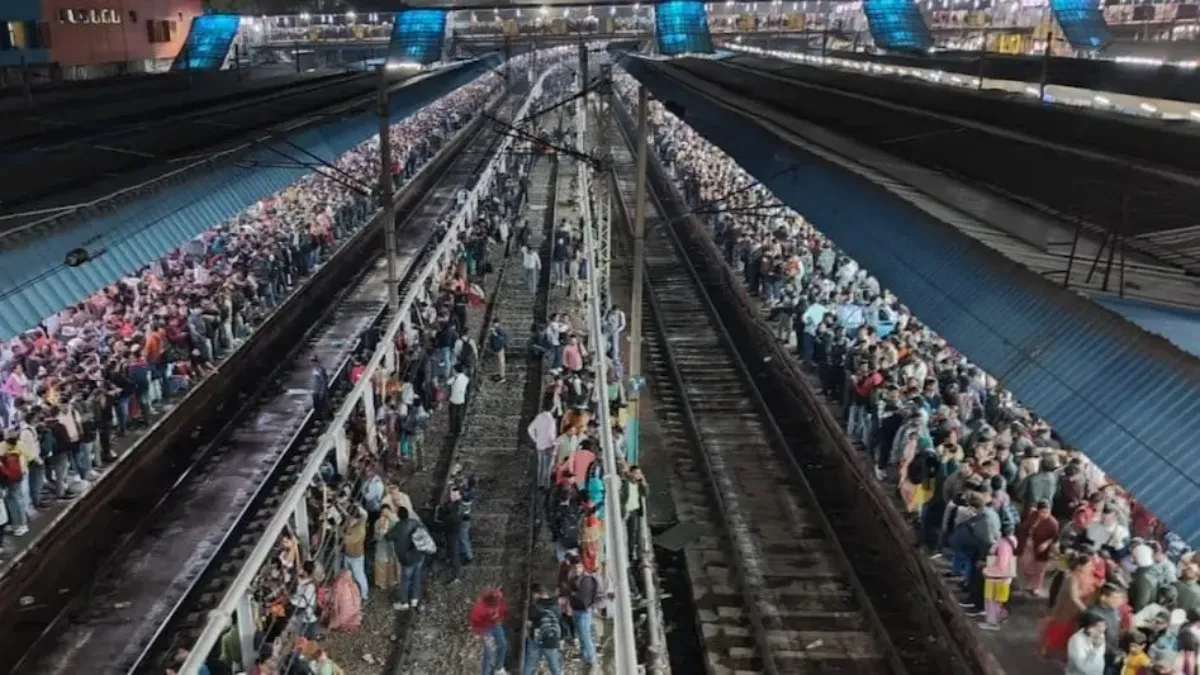 Delhi Railway Station spying case (1)