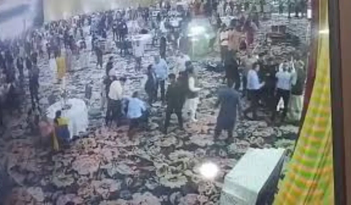 Firing on Farooq Abdullah