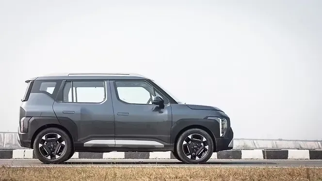 Citroen Basalt Vs Kia Syros Comparison