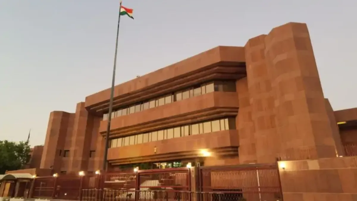 Kuwait Indian Embassy Closed (1)
