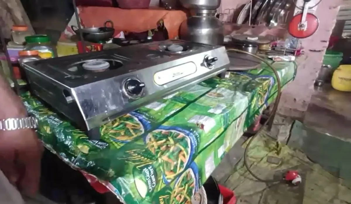 Prayagraj thief viral video