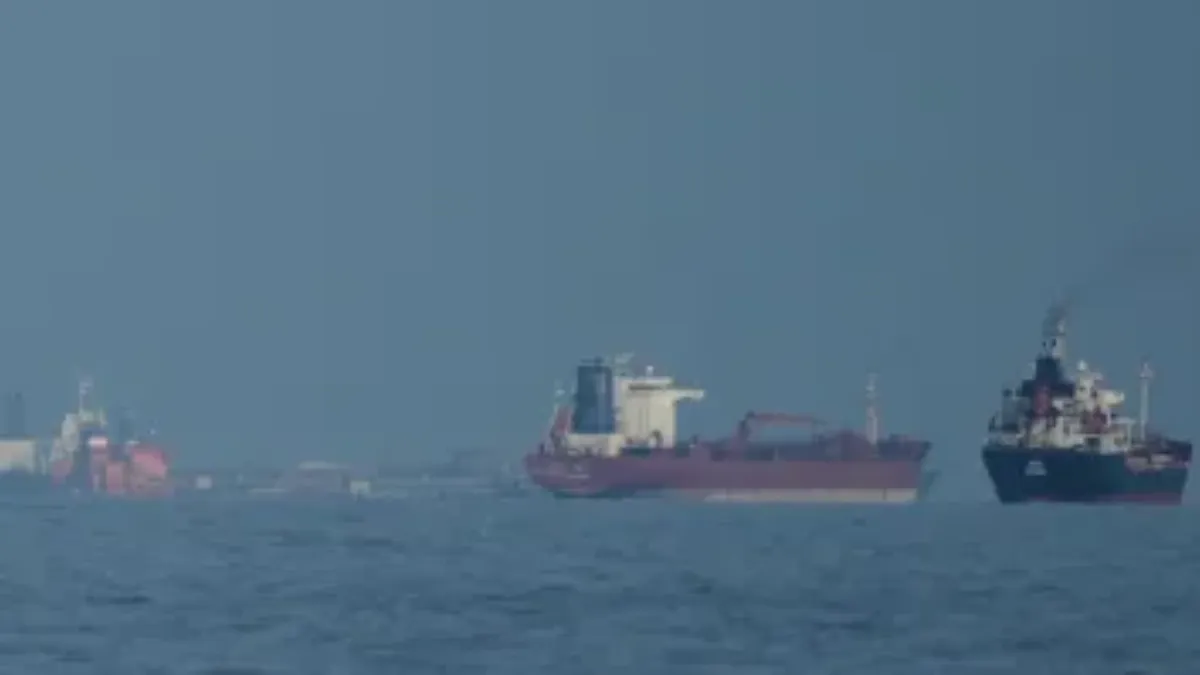 Shivalik Crosses Hormuz Safely