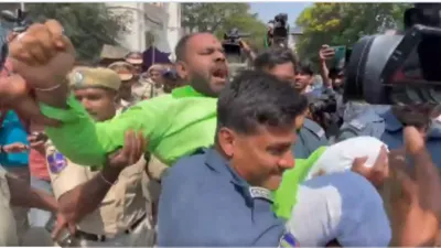 Protest Against Telangana Government