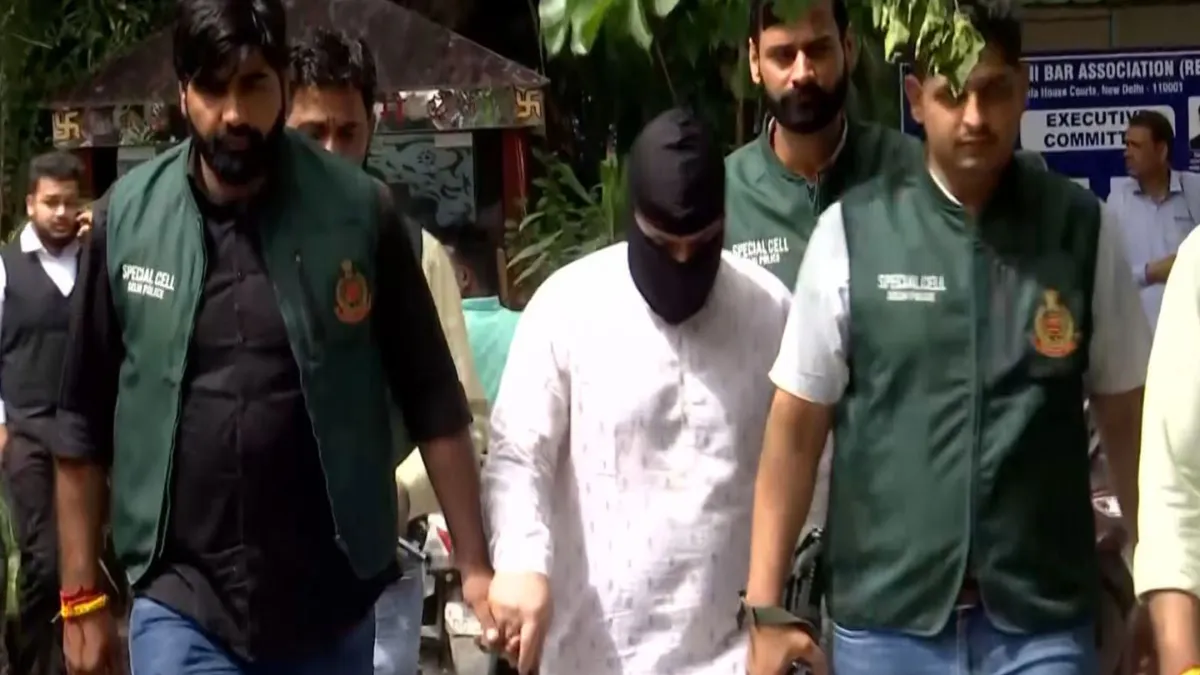 छत्तरपुर, कालकाजी, लोटस टेंपल उड़ाने की थी साजिश, लश्कर की दिल्ली दहलाने की कोशिश नाकाम, आतंकी ने खोले राज