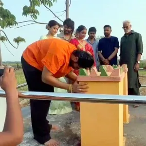 Rashmika Visits Vijay Maternal Home