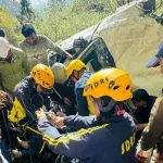 Car Fall Into Gorde In Nainital