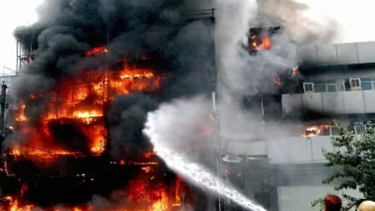 Adarsh Nagar Delhi fire incident (1)