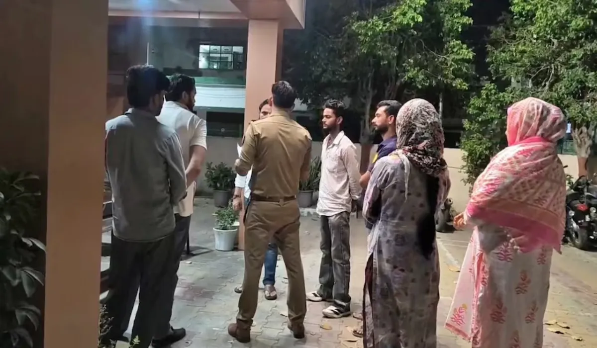 Baghpat Youths Harassing Woman