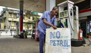 Delhi No PUC No Fuel