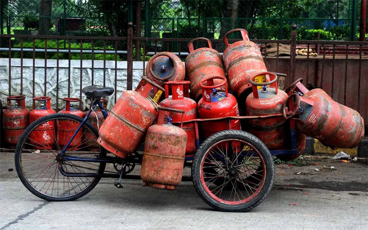 LPG consumption decline During War Peak