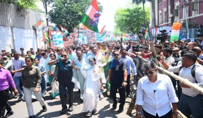 Mamata Banerjee File Nomination