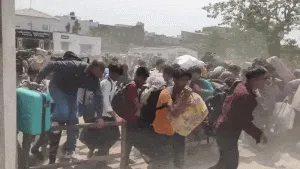 Stampede like Situation At Udhna Station
