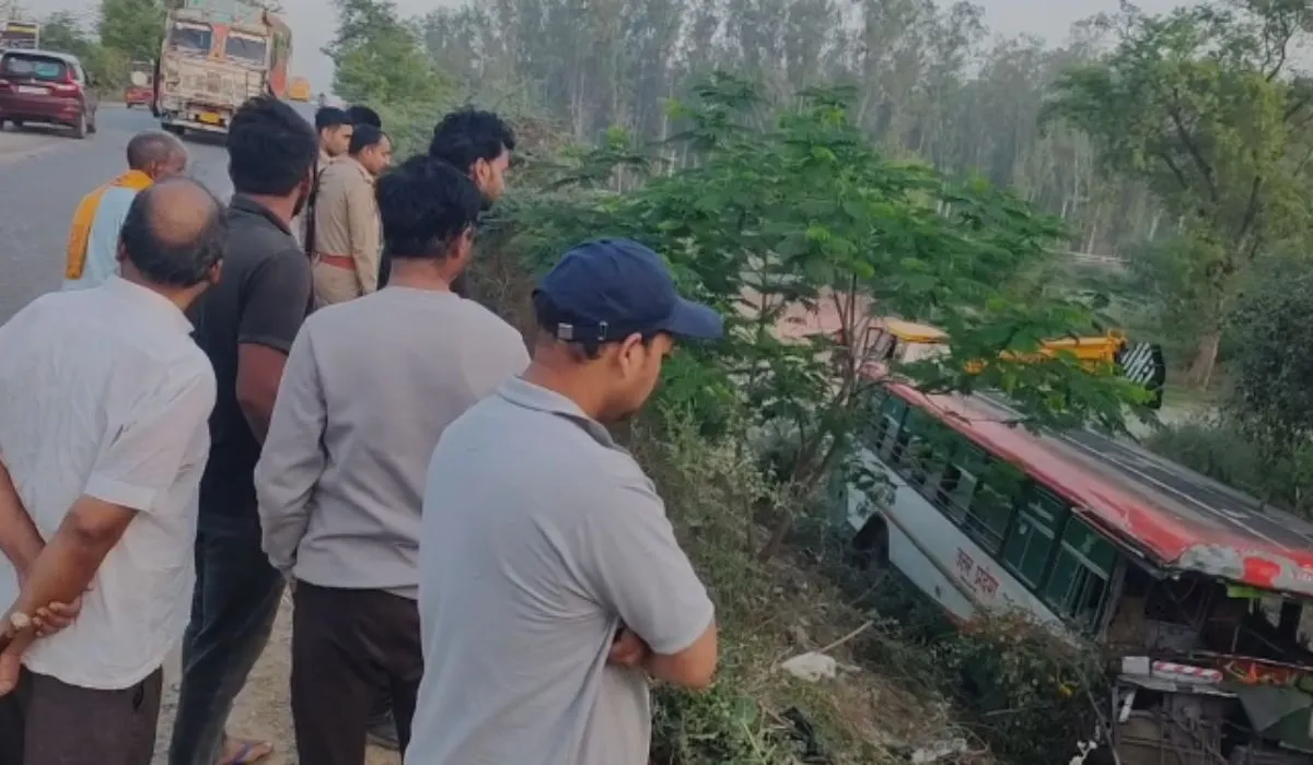 Etah Accident News