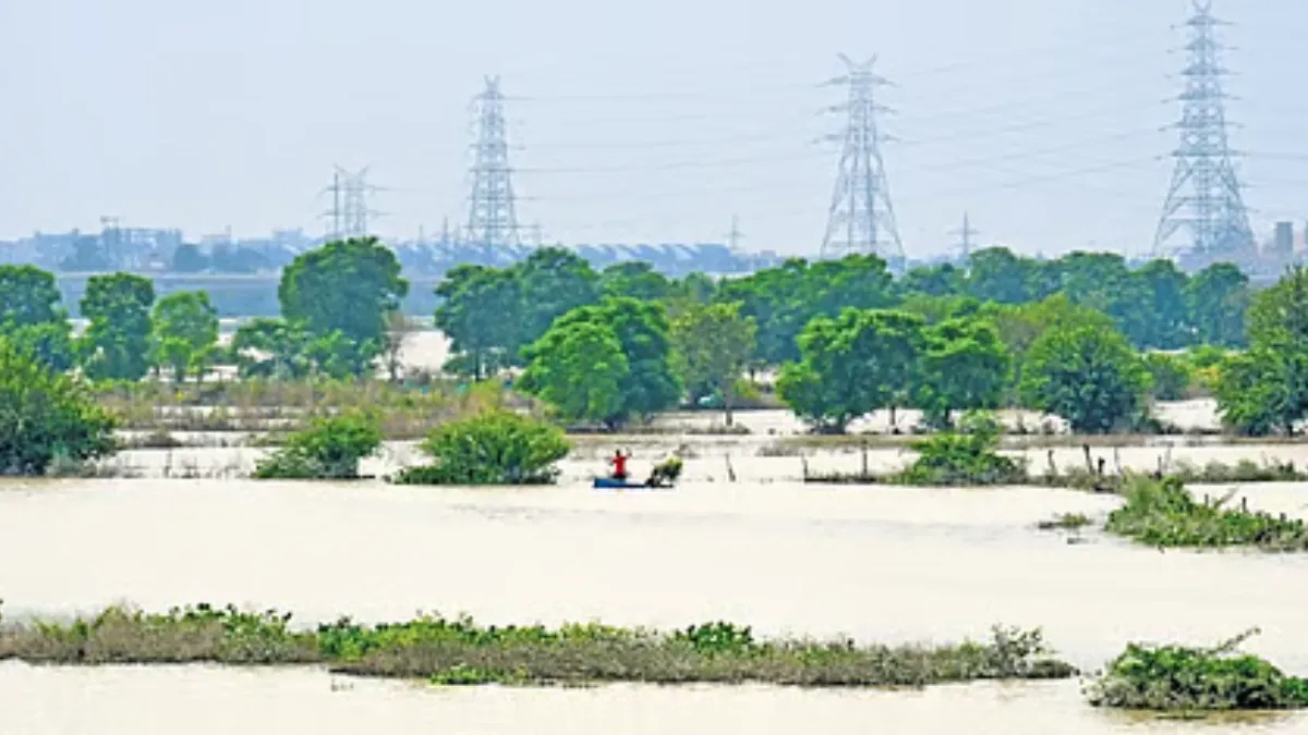 Yamuna Flood Wall
