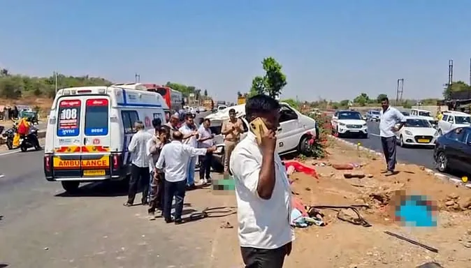 Gujarat Bus Van Accident