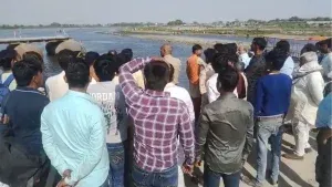 Mathura Huge Boat Capsized