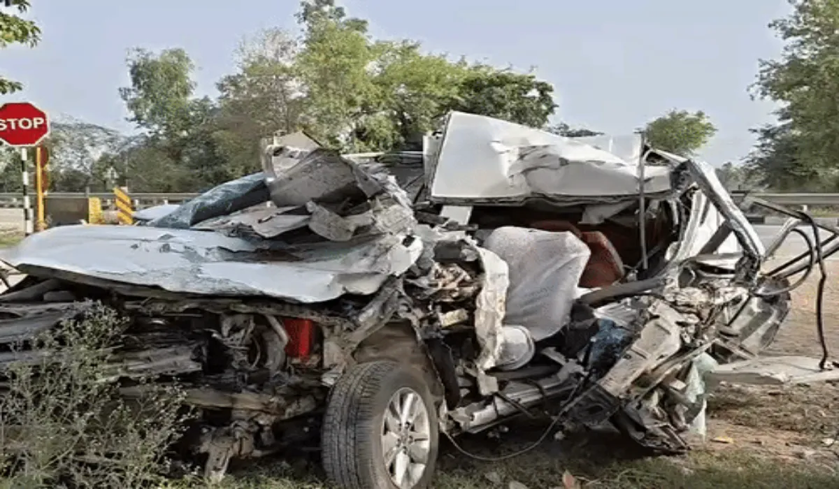 Kainchi Dham Road accident