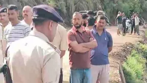 चंबा–नूरपुर नेशनल हाईवे पर बड़ा हादसा, 300 फीट गहरी खाई में गिरी इनोवा, 6 लोगों की मौत, गुजरात से घूमने आए थे सभी पर्यटक