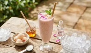 Litchi Rose Smoothie Recipe in Hindi