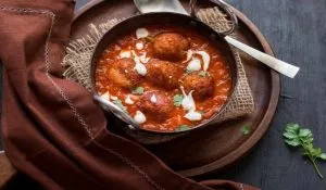 Kaccha Kela Kofta Recipe in Hindi