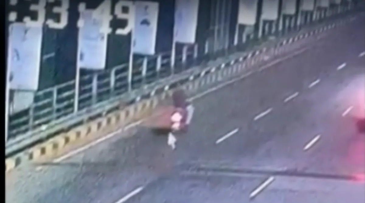 Delhi : परिजनों को लोकेशन भेजकर डीएनडी फ्लाईवे से युवक ने यमुना में लगाई छलांग, तलाश जारी