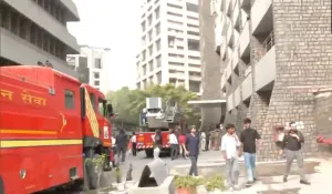 Delhi parikrama restaurant fire