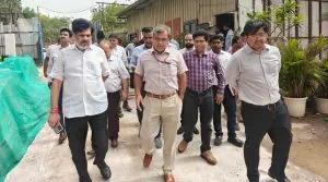 Delhi : शाहदरा के विकास कार्यों पर एमसीडी आयुक्त की सख्ती, अफसरों को दिए समयबद्ध काम के निर्देश