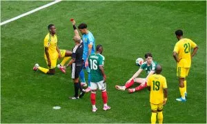 Fifa World Cup 2026: Mexico के सामने साउथ अफ्रीका ने टेके घुटने, जानें मैच के दौरान किसको मिला रेड कार्ड