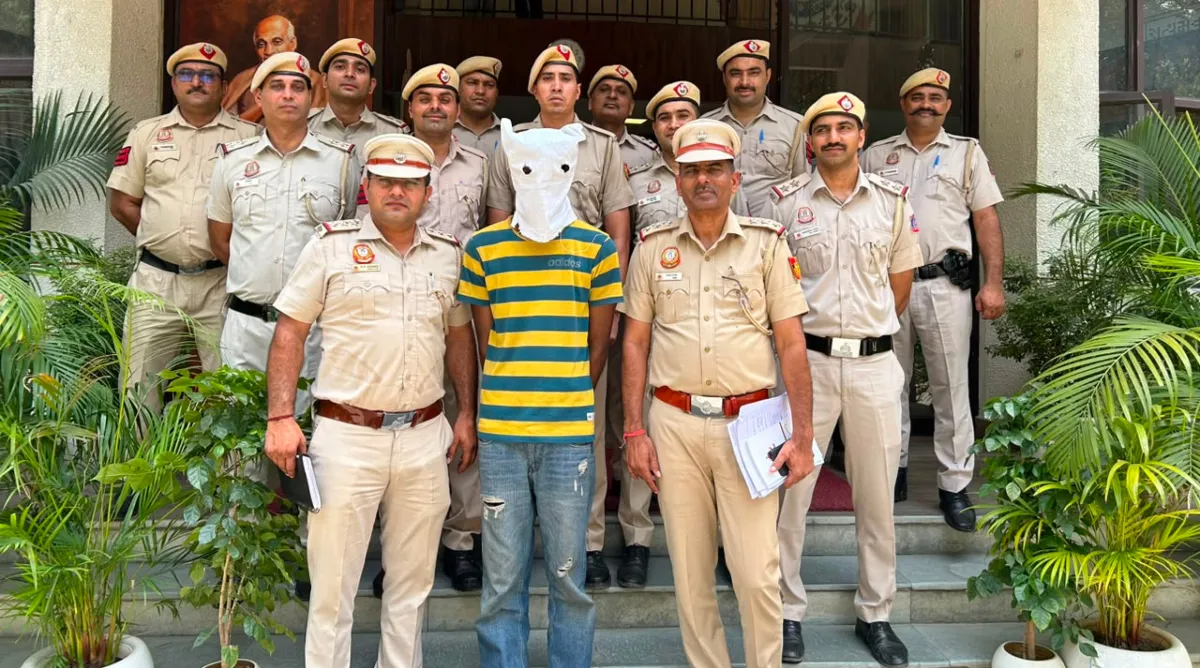 Delhi : 'नो गन्स-नो गैंग्स' अभियान में पुलिस की कार्रवाई, जवाबी गोली से घायल हुआ आरोपी गिरफ्तार