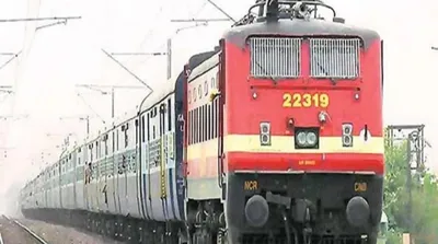 Railway : मोबाइल पर मिलेगी पार्सल की बुकिंग व डिलीवरी से जुड़ी हर जानकारी, डिजिटल बनाने की दिशा में काम कर रहा रेलवे