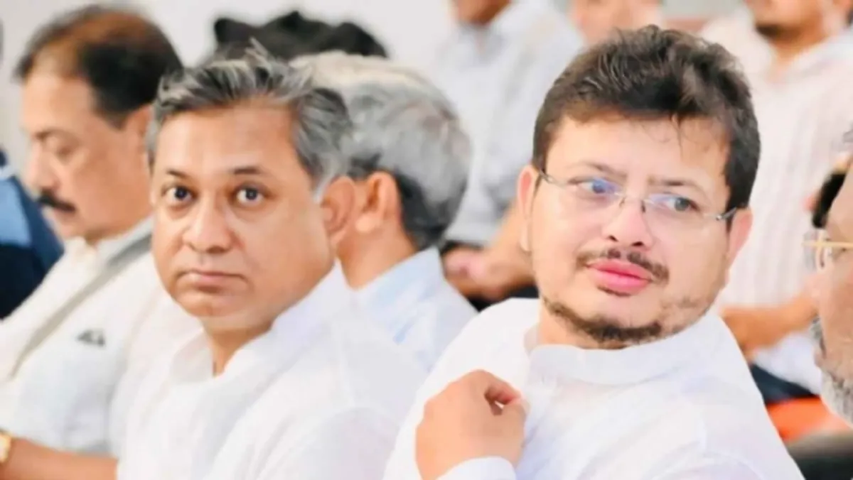 TMC में दो-फाड़! बागी विधायक गुट ने ममता को चेयरमेन पद से हटाया, अभिषेक सस्पेंड, अरूप रॉय नई वर्किंग कमेटी के अध्यक्ष
