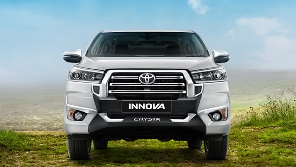 Toyota Innova Crysta launched in India ( credit S-M)