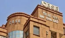 Delhi : 10वीं पास के सर्टिफिकेट के लिए तीसरी भाषा में पास होना अनिवार्य