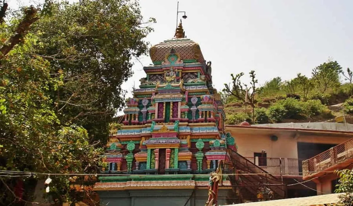 Sawan me Famous Shiv Mandir