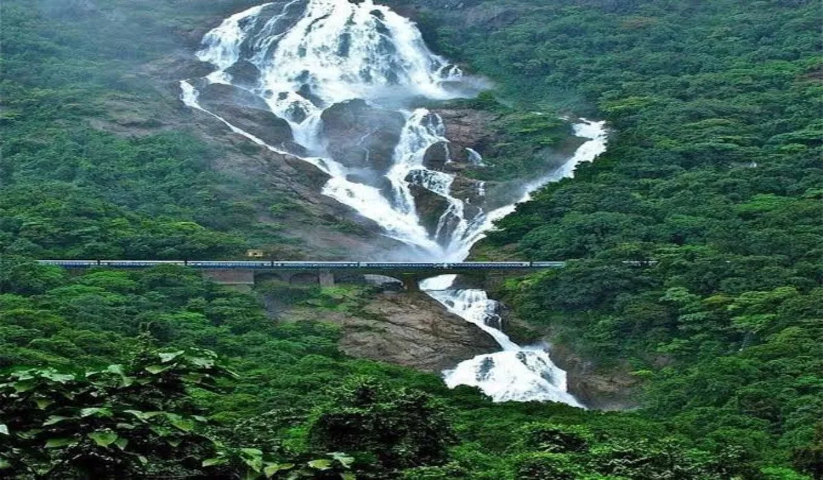 Beautiful Waterfalls in India