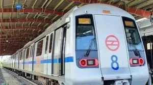 Delhi : DMRC प्रमुख ने ब्लू लाइन पर विकास कार्यों का लिया जायजा, स्टेशनों के पुनर्विकास की समीक्षा