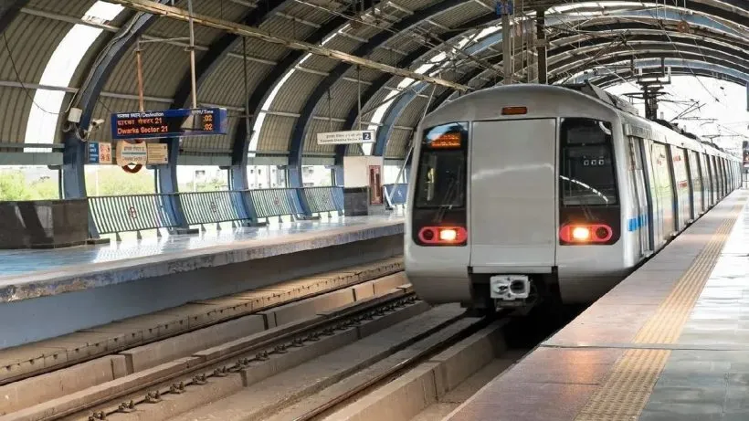 Delhi metro